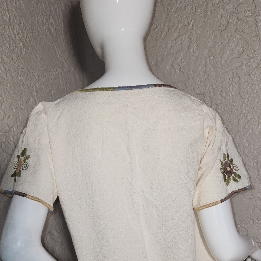 Cream Puff Sleeve Embellished Blouse with Tie . From Mexico Hand Made - Picture 9 of 9